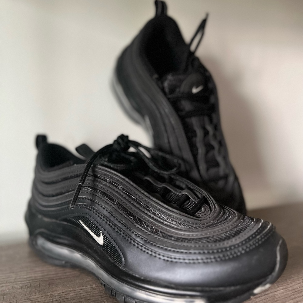 Nike Air Max 97 Size 7.5 women’s